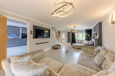 11 Flavell Close, Birmingham, B32 3NY
