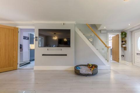 11 Flavell Close, Birmingham, B32 3NY