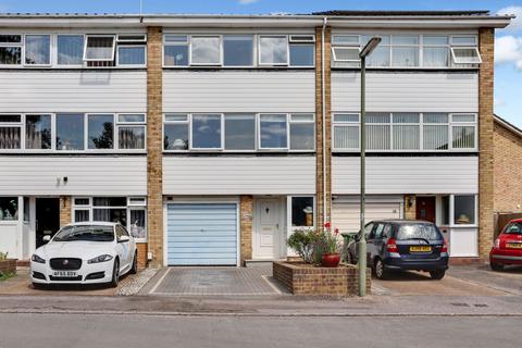 4 bedroom townhouse for sale, Bedster Gardens, West Molesey, KT8