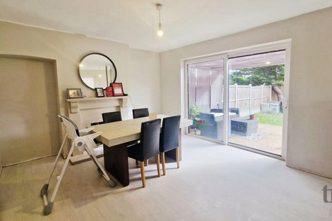 38 Aetheric Road, Braintree, CM7 2NE