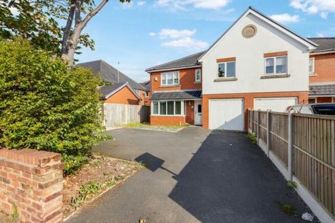 1a Windermere Road, Blackpool, FY4 2BX