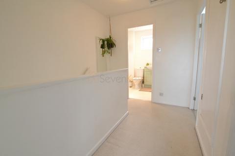 4 Briarsyde Close, Whickham, Gateshead, NE16 5UJ