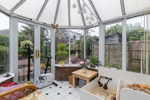 104 Arundel Drive, Poulton-le-fylde, FY6 7TR