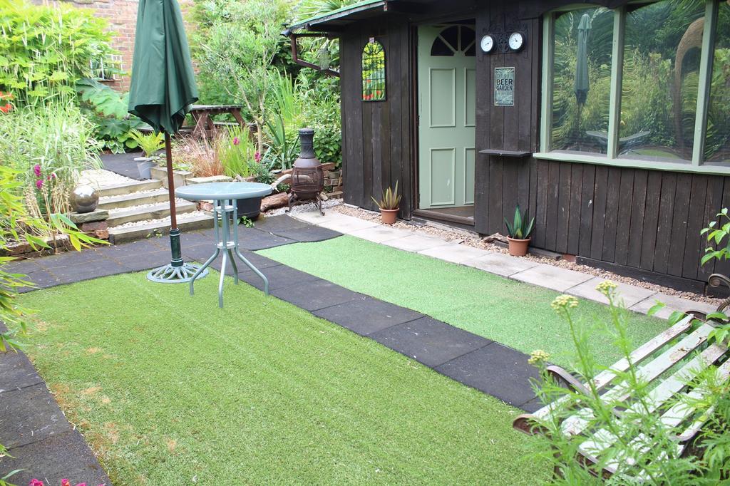 Outside Picture 4
