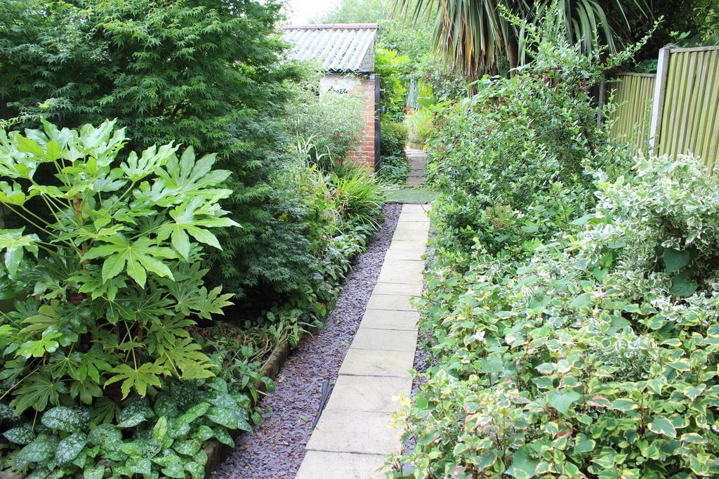 Outside Picture 3