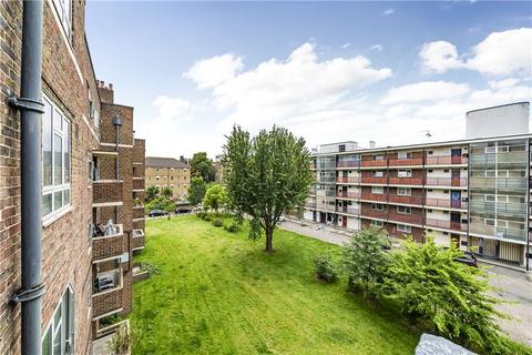 3 bedroom apartment for sale, Elmington Estate, London