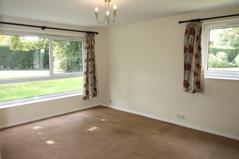 2 bedroom flat for sale, Balmoral Court, Kidderminster, DY10