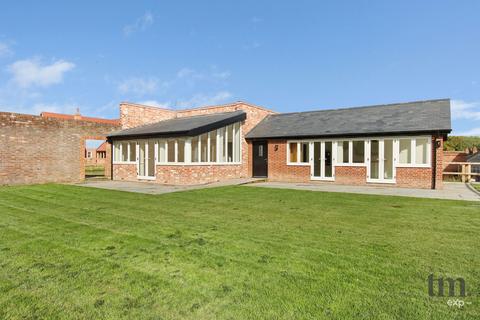 2 bedroom semi-detached bungalow for sale, Wood Hall, Saffron Walden CB11