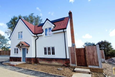 3 bedroom detached house for sale, Dunmow, dunmow CM6