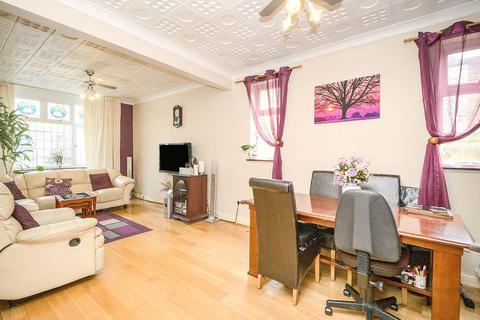 92 Reidhaven Road, London, SE18 1BU