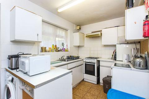 7 Redpoll Way, Erith, DA18 4BU
