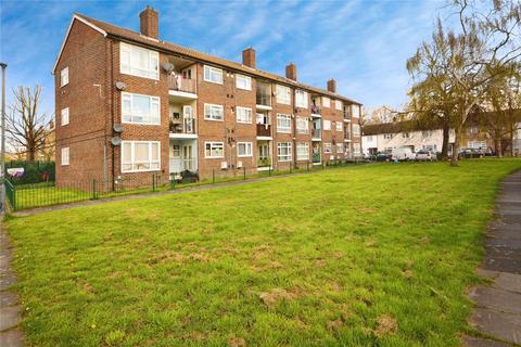 53 Peterstone Road, London, SE2 9XX