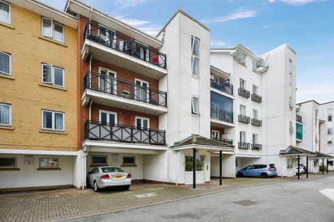 2 bedroom flat for sale, Hermitage Close, London SE2