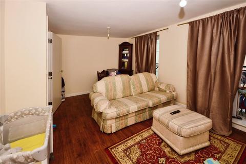 Flat 5, 4 Hermitage Close, London, SE2 9NR