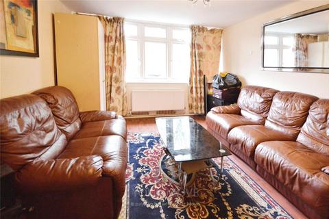 16 Malthus Path, London, SE28 8AJ