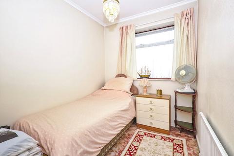 22 Peterstone Road, London, SE2 9XY
