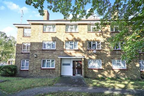 3 bedroom flat for sale, New Road, London SE2