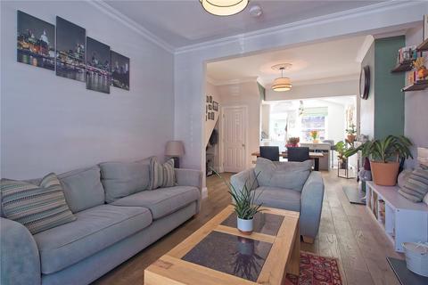 4 bedroom terraced house for sale, Camrose Street, London SE2