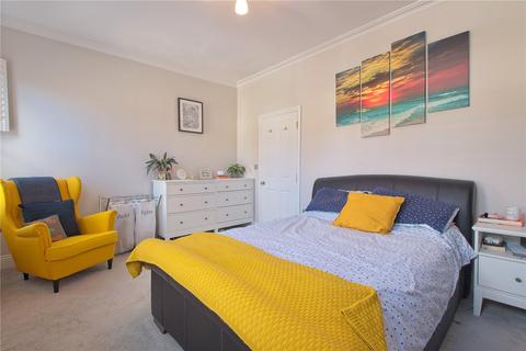 4 bedroom terraced house for sale, Camrose Street, London SE2