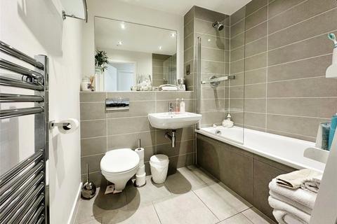 1 bedroom flat for sale, Fitzwilliam Street, South Yorkshire S70