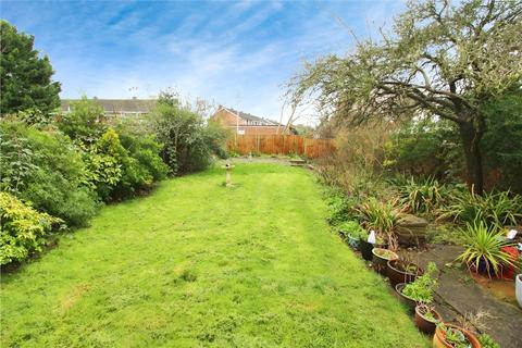 3 bedroom semi-detached house for sale, Harpenden Close, Bedfordshire MK41