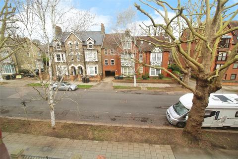 2 bedroom flat for sale, De Montfort Place, Bedfordshire MK40