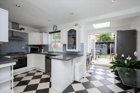 4 bedroom terraced house for sale, Chandos Avenue, Ealing, W5