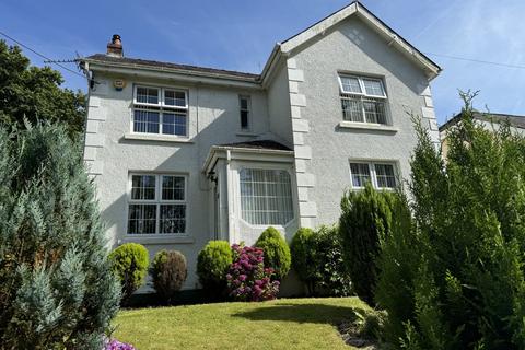 4 bedroom detached house for sale, 19 Heol Capel Ifan, Pontyberem, Llanelli, Carmarthenshire.