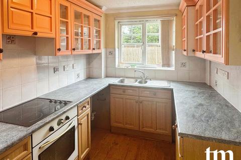 8 Apple Tree Close, Halstead, CO9 2TL