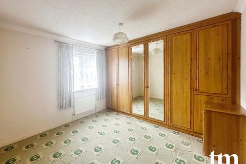 8 Apple Tree Close, Halstead, CO9 2TL