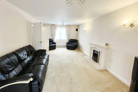 4 bedroom detached house for sale, Hatters Court, Warwickshire CV12