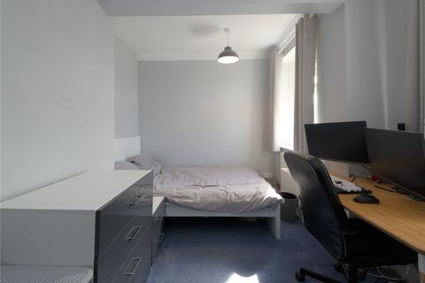 38 Cranbrook Road, Bexleyheath, DA7 5EY