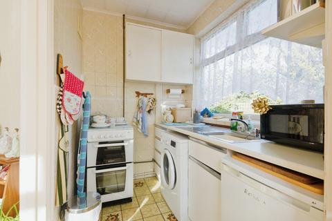 7 Heath Avenue, Bexleyheath, DA7 5RT