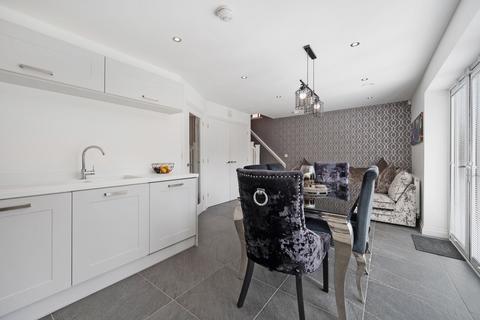 3 Bridgefield Close, Tyldesley, Manchester, M29 8QX