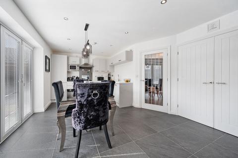 3 Bridgefield Close, Tyldesley, Manchester, M29 8QX
