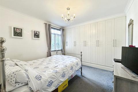 14a Warren Road, Bexleyheath, DA6 7LU