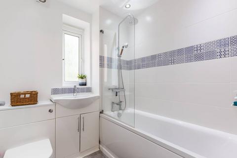 2 bedroom flat for sale, The Grange, East Finchley, London, N2