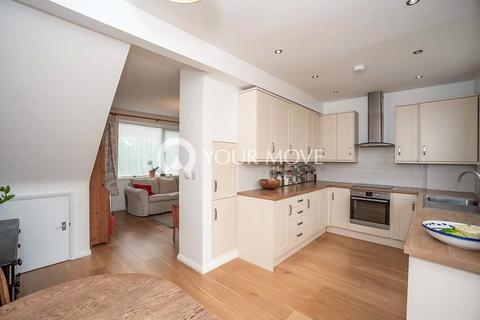 144 Dursley Road, London, SE3 8PQ