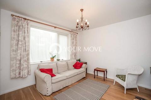 144 Dursley Road, London, SE3 8PQ