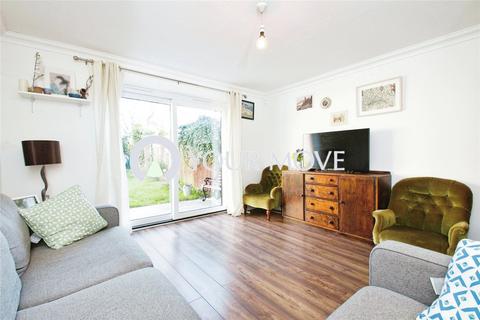 19 Woodville Close, London, SE3 8ED