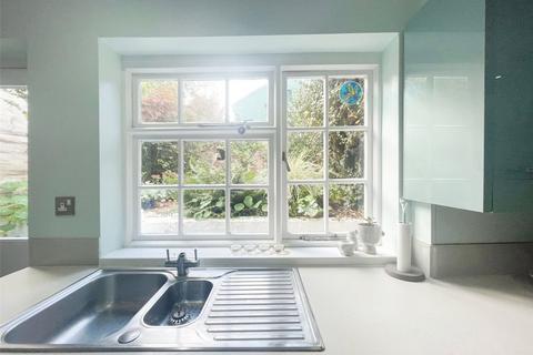 32 Reynolds Place, London, SE3 8SX