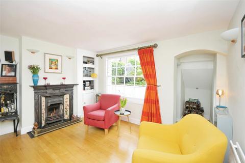 32 Reynolds Place, London, SE3 8SX