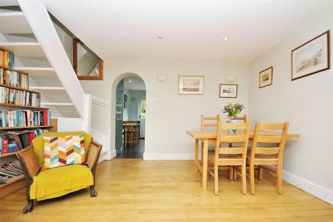 32 Reynolds Place, London, SE3 8SX
