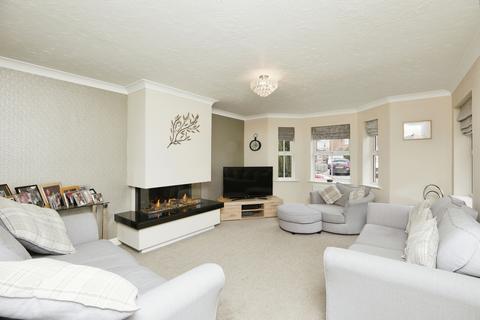7 Marlow Drive, Branston, Burton-on-trent, DE14 3TX