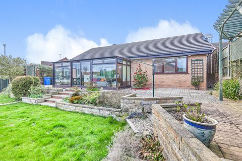 2 bedroom bungalow for sale, Winchcombe Drive, Staffordshire DE15