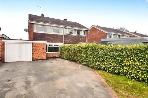 7 Bladon View, Stretton, Burton-on-trent, DE13 0JE