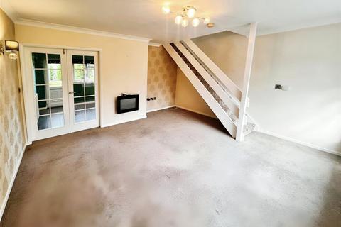 7 Bladon View, Stretton, Burton-on-trent, DE13 0JE