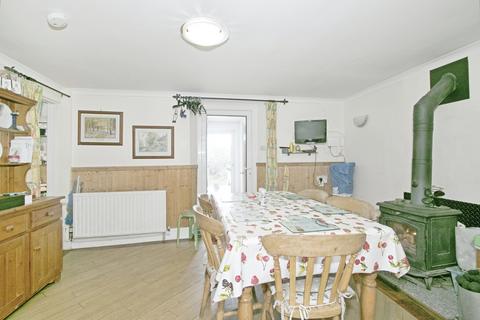 35 Dolcoath Road, Camborne, TR14 8RW