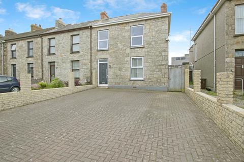 3 bedroom end of terrace house for sale, Dolcoath Road, Cornwall TR14