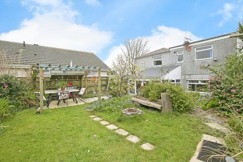 66 Carn Brea Lane, Pool, Redruth, TR15 3DS